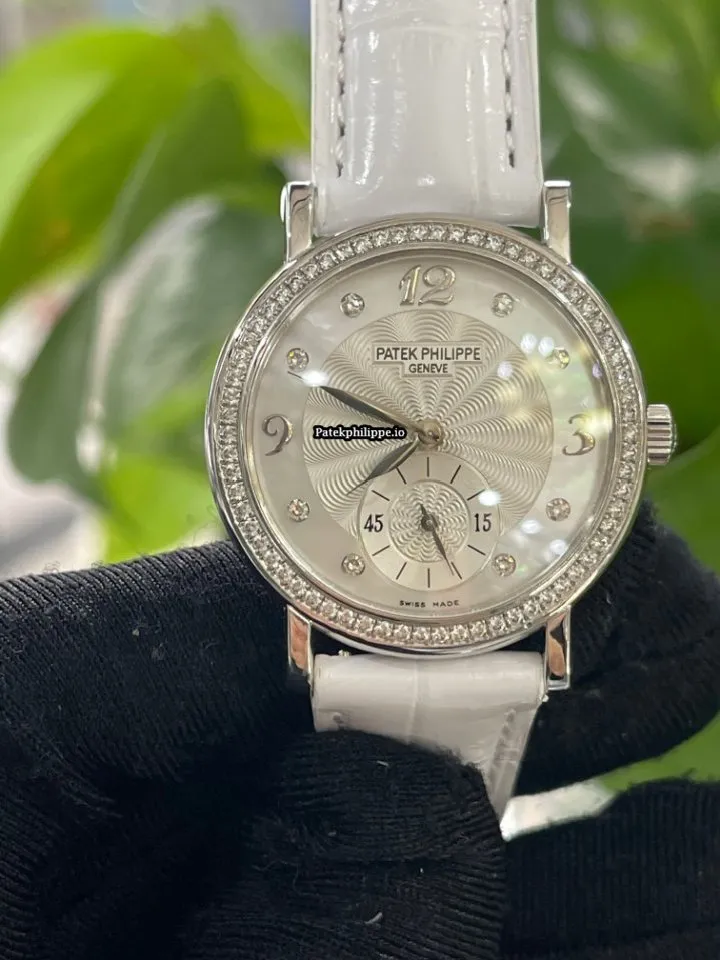 Patek Philippe Calatrava 4959g White Gold Case Manual Winding