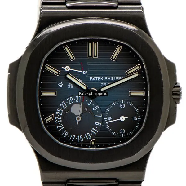 Patek Philippe Nautilus 5712/1a-001 40x38MM Steel Case Automatic