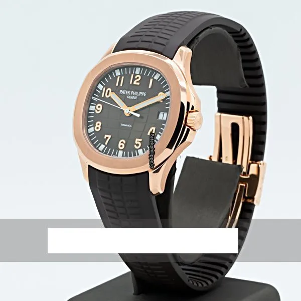 Alternative view of Patek Philippe Aquanaut 5167r-001 40MM Rose Gold Case Automatic