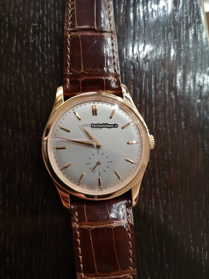 Alternative view of Patek Philippe Calatrava 5196r-001 37MM Rose Gold Case Manual Winding
