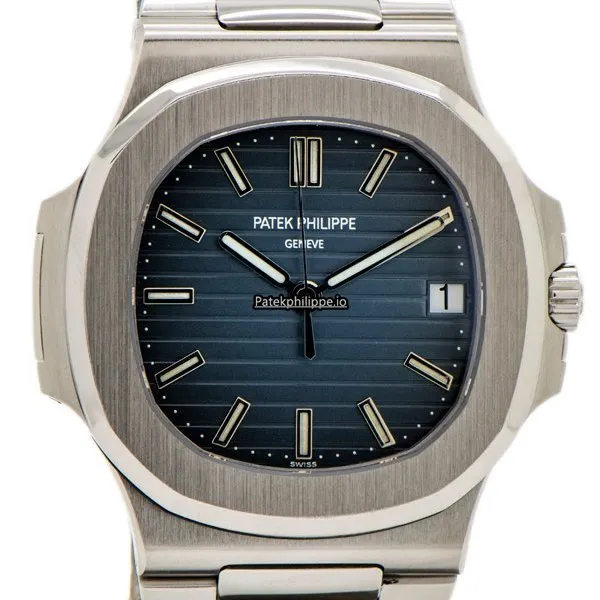 Patek Philippe Nautilus 5711 1a-001 40x38MM Steel Case Automatic