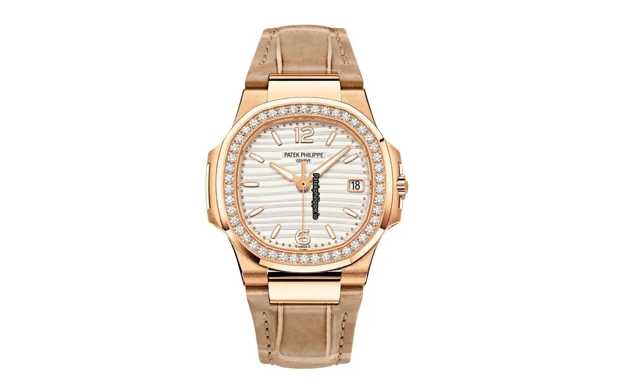 Patek Philippe Nautilus 7010r-011 32MM Rose Gold Case Quartz