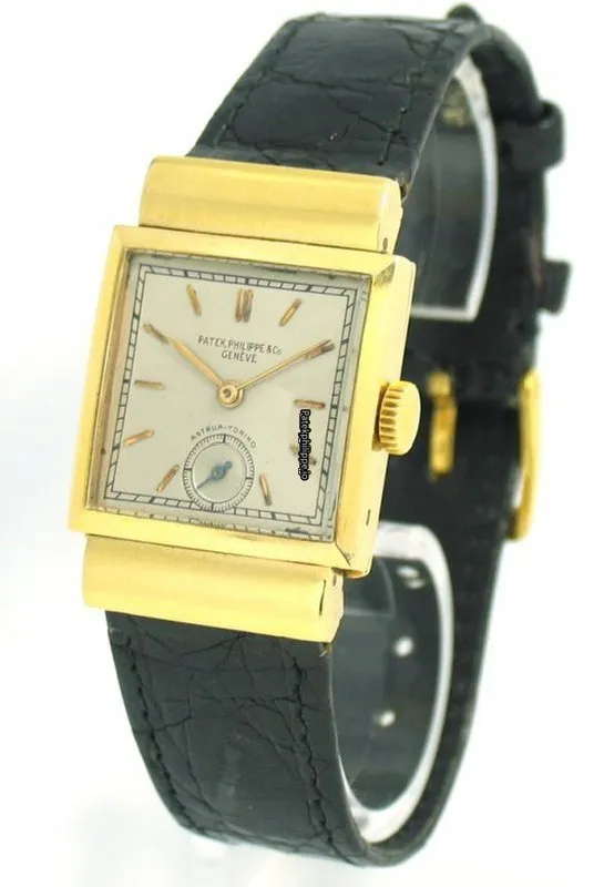Alternative view of Patek Philippe 559 23.5MM Yellow Gold Case Manual Winding