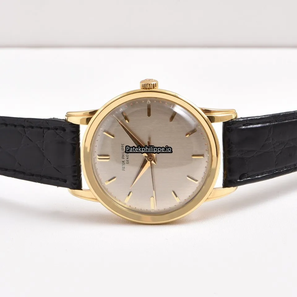 Alternative view of Patek Philippe Calatrava 2481 Yellow Gold Case
