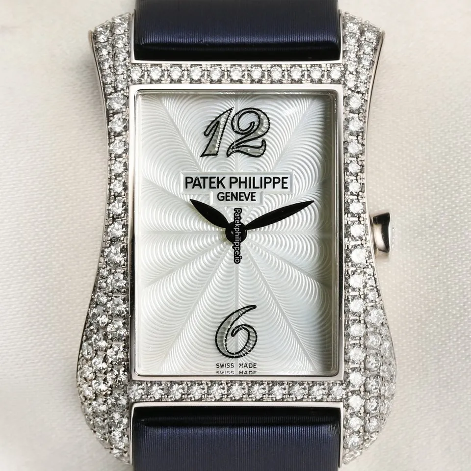 Alternative view of Patek Philippe Gondolo 4972g-001 27MM White Gold Case Quartz