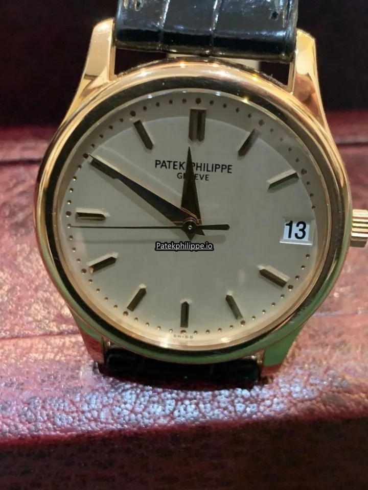 Alternative view of Patek Philippe Calatrava 3998 R 34MM Rose Gold Case Automatic