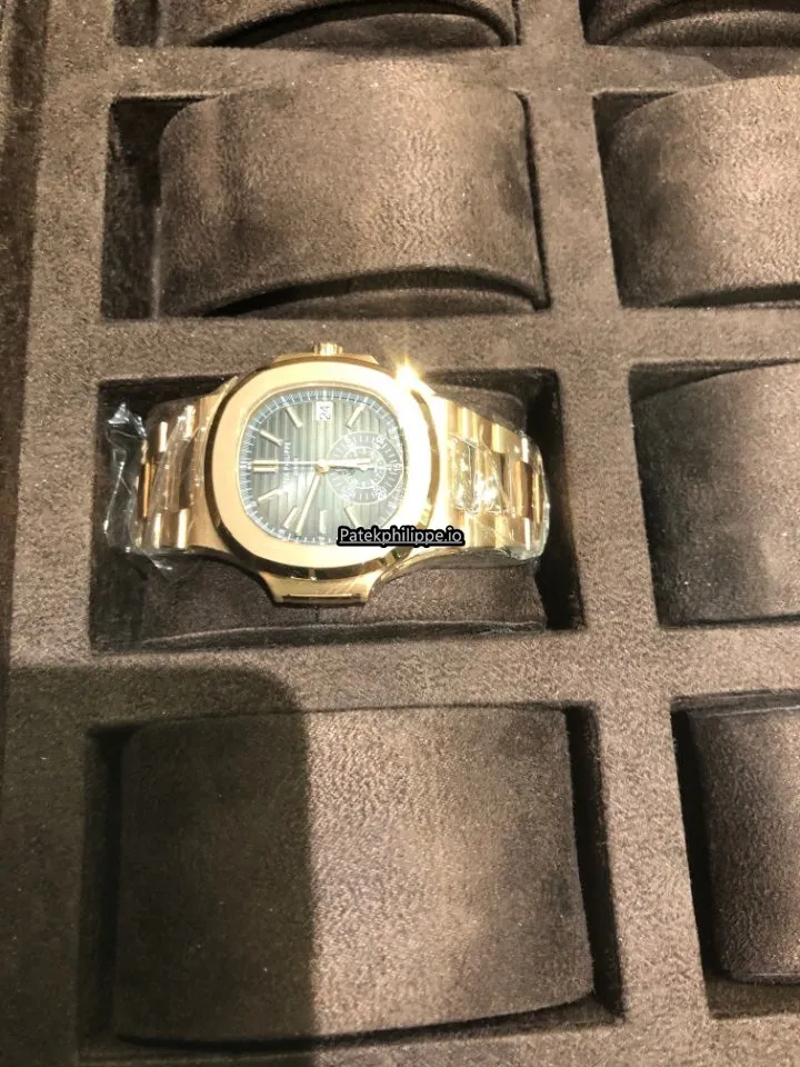 Alternative view of Patek Philippe Nautilus 5980/1r-001 40.5MM Rose Gold Case Automatic