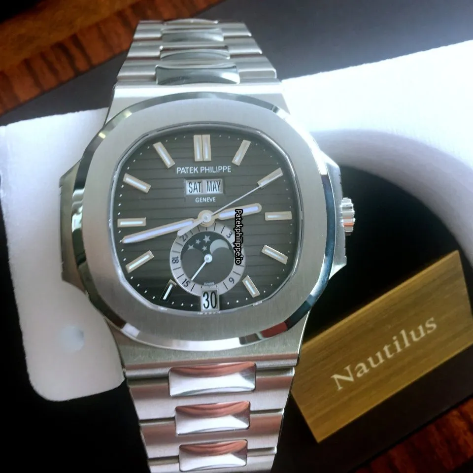 Alternative view of Patek Philippe Nautilus 5726/1a 40,5MM Steel Case Automatic
