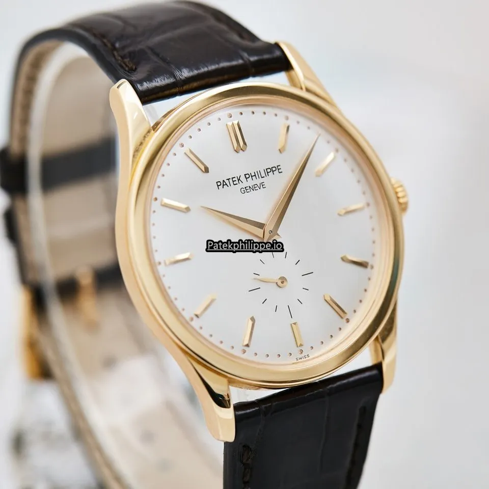 Alternative view of Patek Philippe Calatrava 5196r 37MM Rose Gold Case Manual Winding