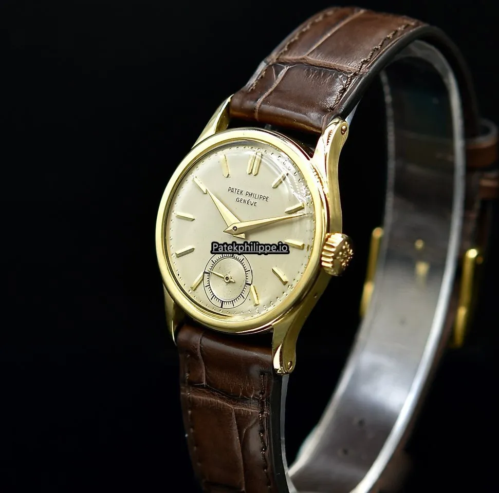 Alternative view of Patek Philippe Calatrava 96 31MM Yellow Gold Case Manual Winding