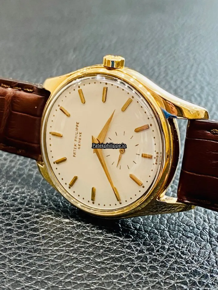 Patek Philippe Calatrava 2526 35MM Yellow Gold Case Automatic