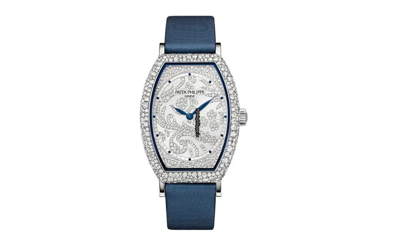 Patek Philippe Gondolo 7099g-001 29.6x38.9MM White Gold Case Manual Winding