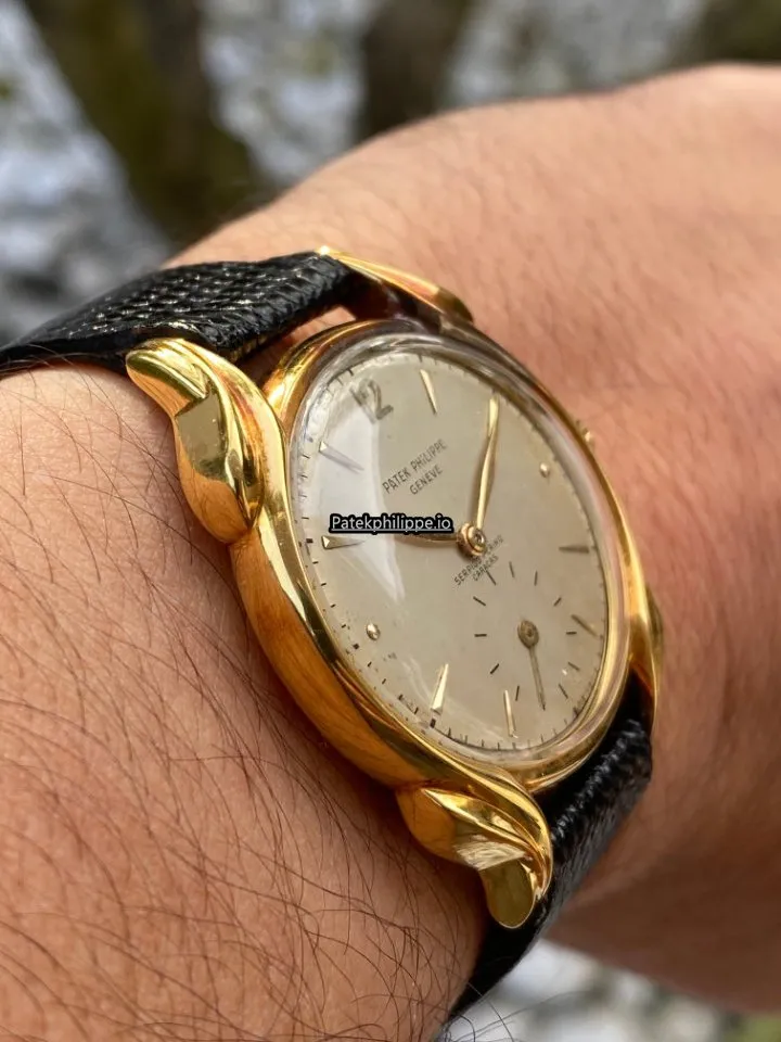 Alternative view of Patek Philippe Calatrava 2431 34MM Yellow Gold Case Manual Winding
