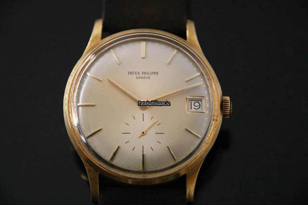 Alternative view of Patek Philippe Calatrava 3514 33MM Yellow Gold Case Automatic