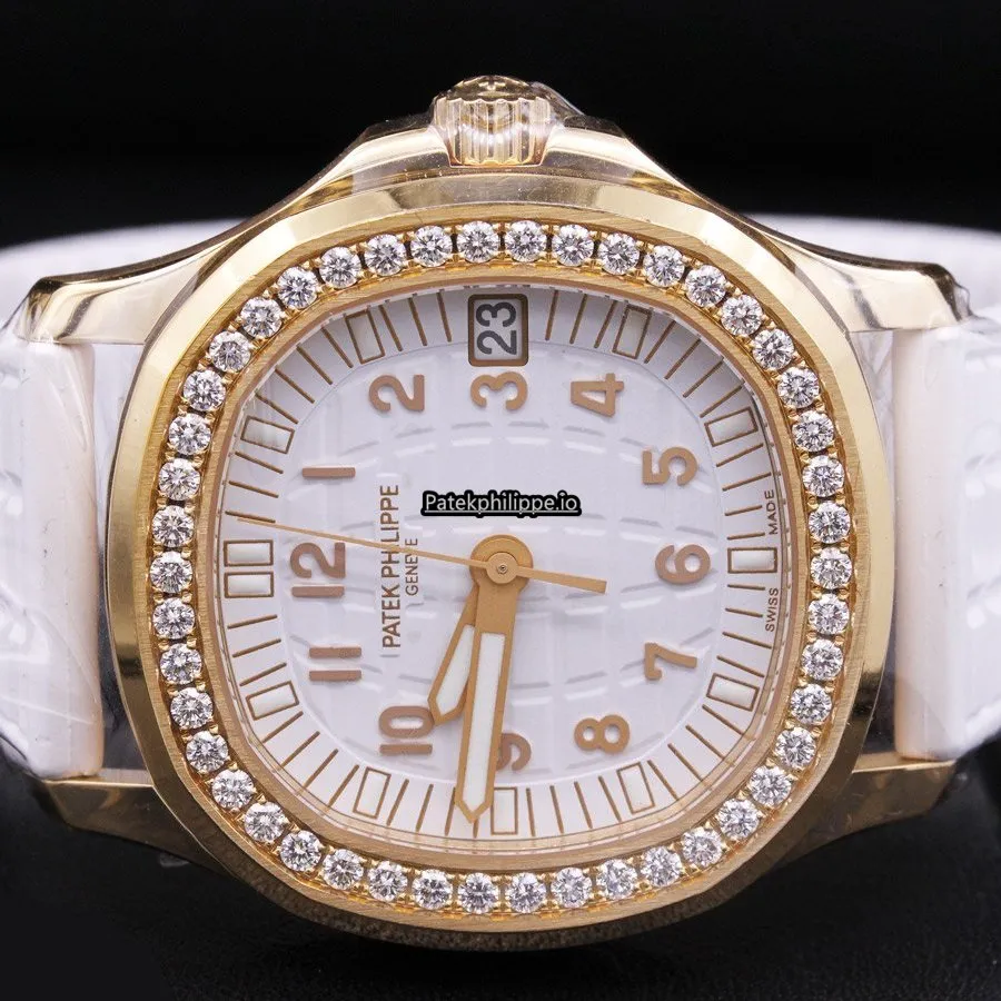 Patek Philippe Aquanaut 5068r-010 35.6MM Rose Gold Case Automatic