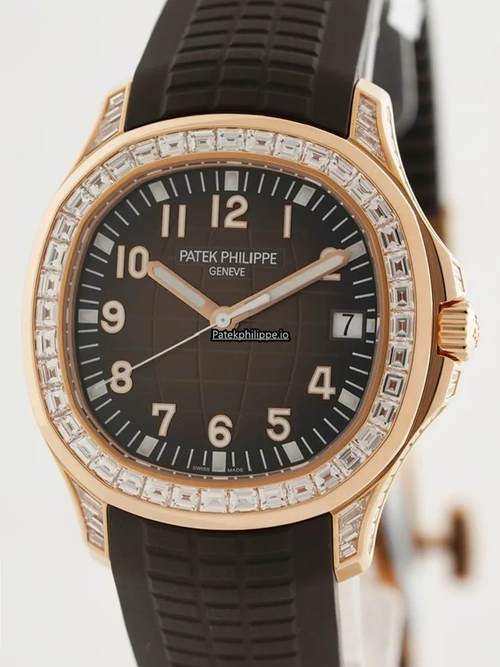 Patek Philippe Aquanaut 5167/300r-010 40MM Rose Gold Case