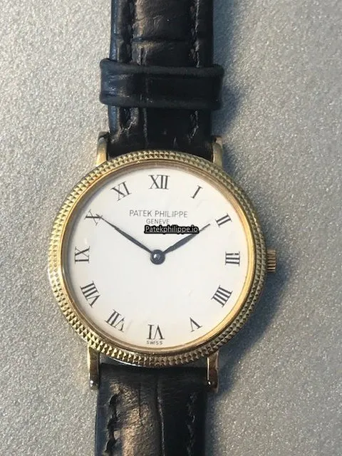 Alternative view of Patek Philippe Calatrava 4819 25MM Yellow Gold Case Quartz