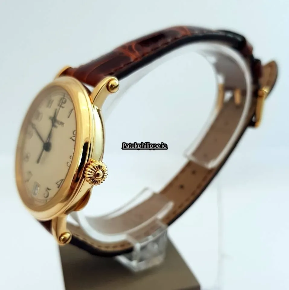 Alternative view of Patek Philippe Calatrava 5053j 35MM Yellow Gold Case Automatic
