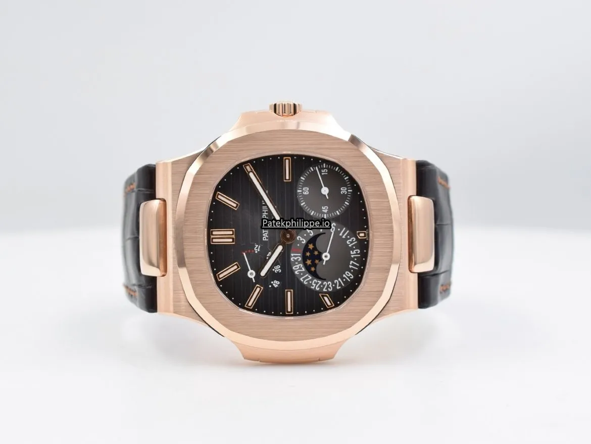 Alternative view of Patek Philippe Nautilus 5712r-001 Rose Gold Case Automatic