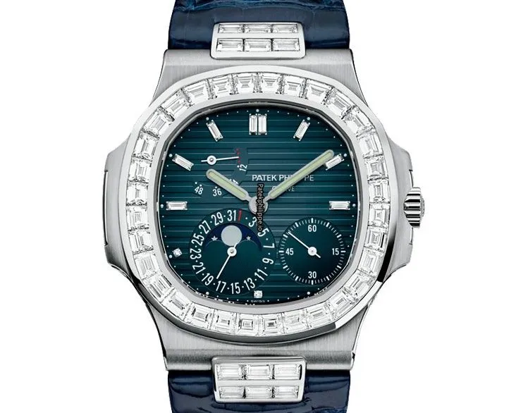 Patek Philippe Nautilus 5724g-001 40MM White Gold Case Automatic