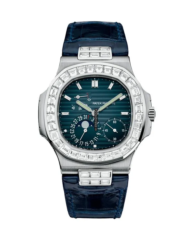 Alternative view of Patek Philippe Nautilus 5724g-001 40MM White Gold Case Automatic