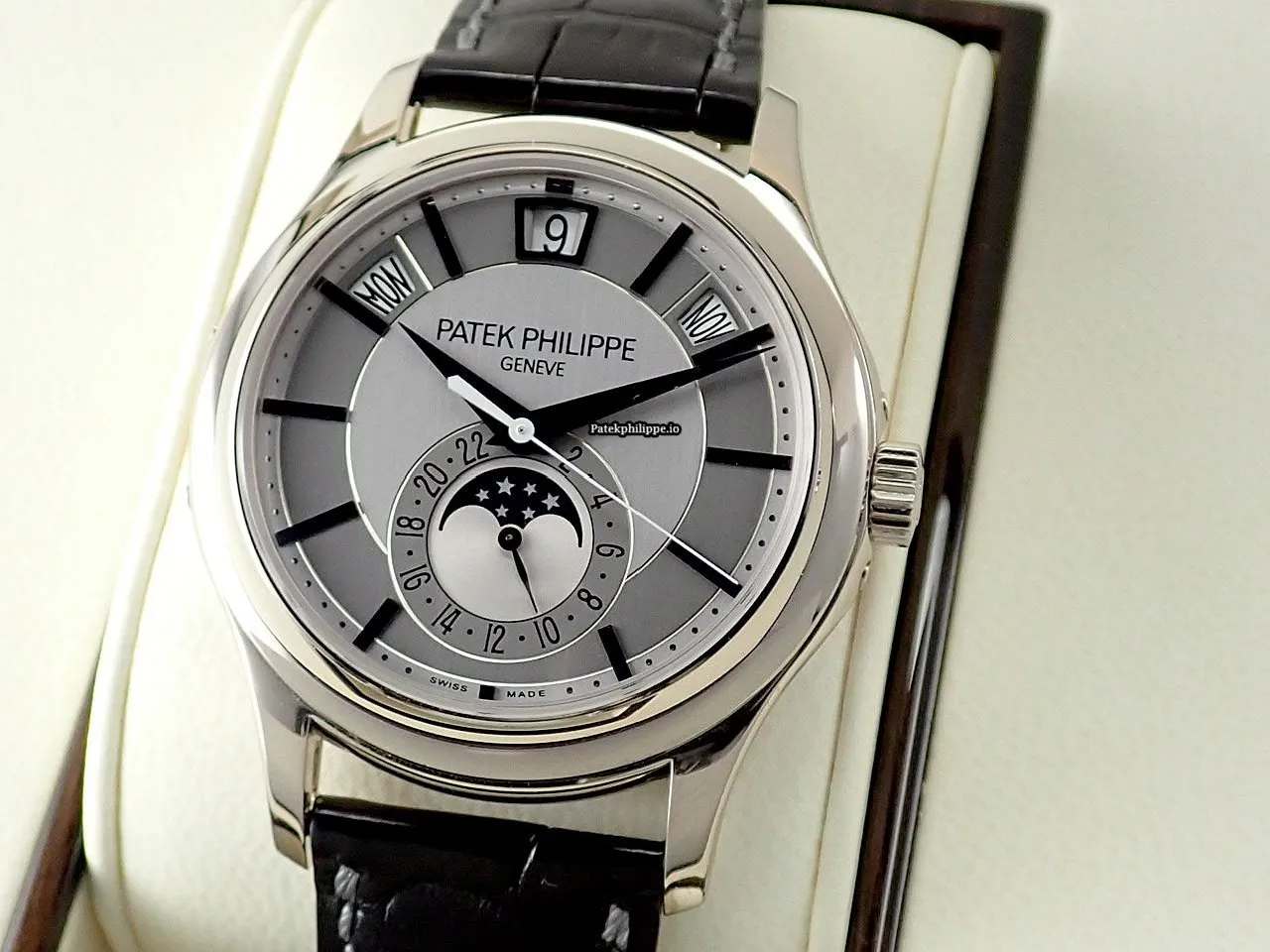 Patek Philippe Annual Calendar 5205g-001 40MM White Gold Case Automatic