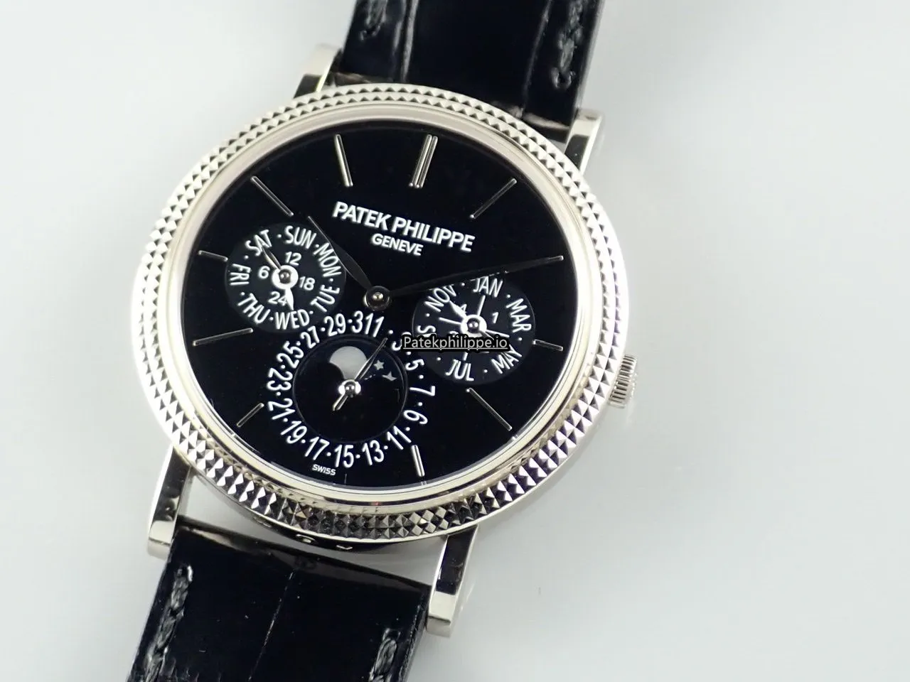 Patek Philippe Perpetual Calendar 5139g-010 38MM White Gold Case Automatic