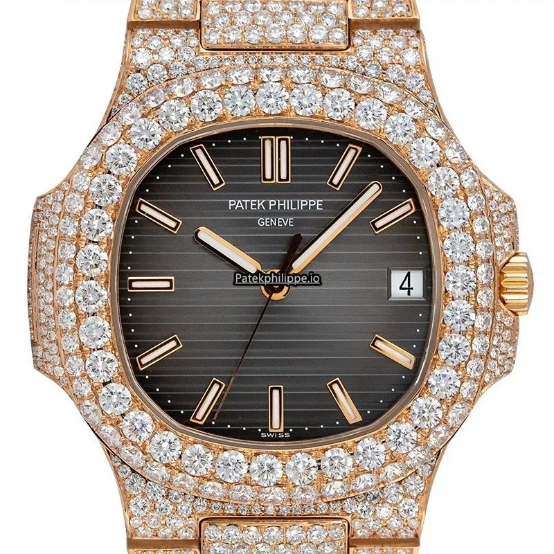Patek Philippe Nautilus 5711r 40MM Rose Gold Case Automatic