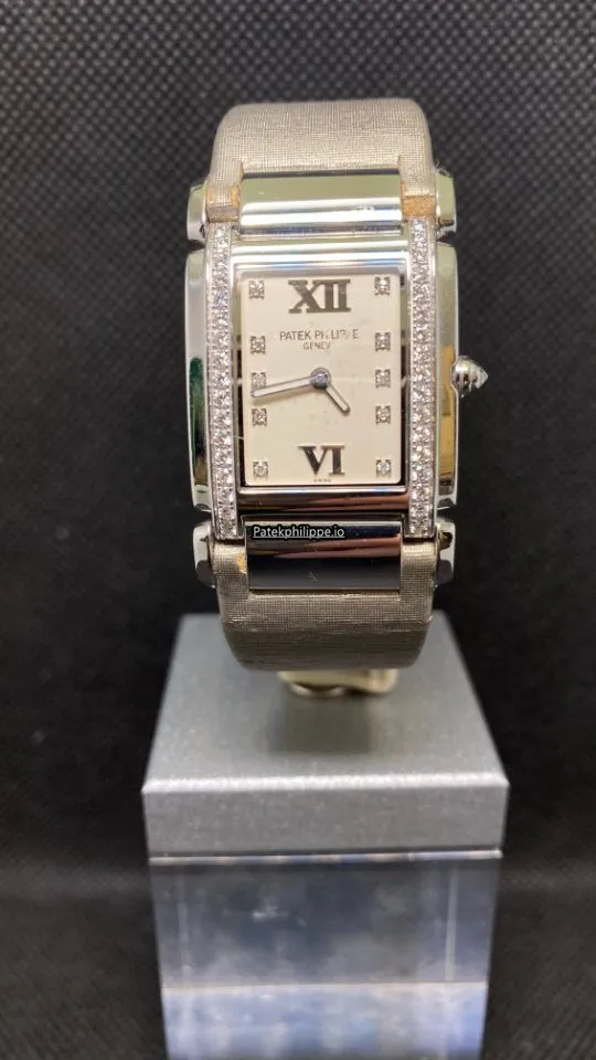 Patek Philippe Twenty-4 4920g-010 25x30MM White Gold Case Quartz