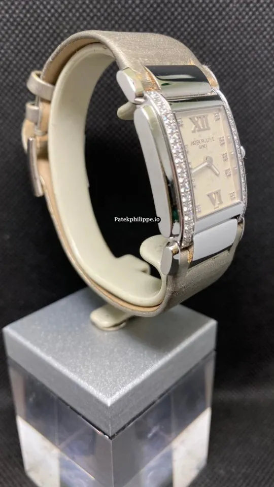 Alternative view of Patek Philippe Twenty-4 4920g-010 25x30MM White Gold Case Quartz