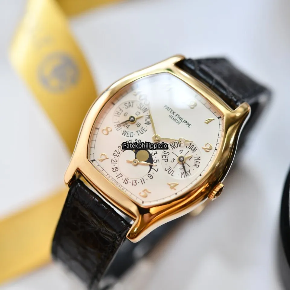 Alternative view of Patek Philippe Perpetual Calendar 5040 J 35MM Yellow Gold Case Automatic