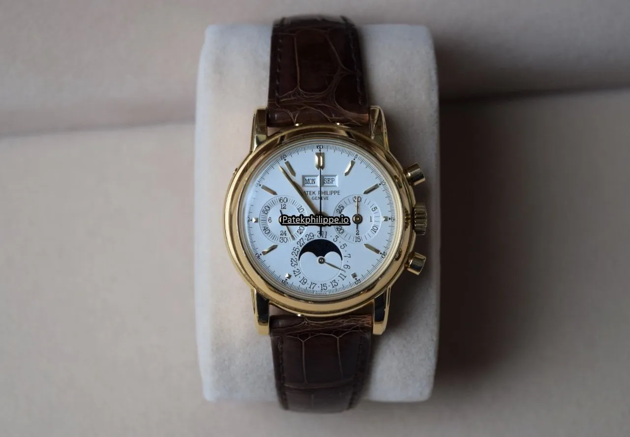 Alternative view of Patek Philippe Perpetual Calendar 3970e 40MM Rose Gold Case Manual Winding