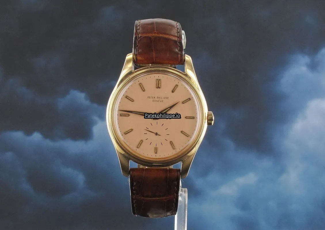 Patek Philippe Calatrava 2526 35MM Rose Gold Case Automatic