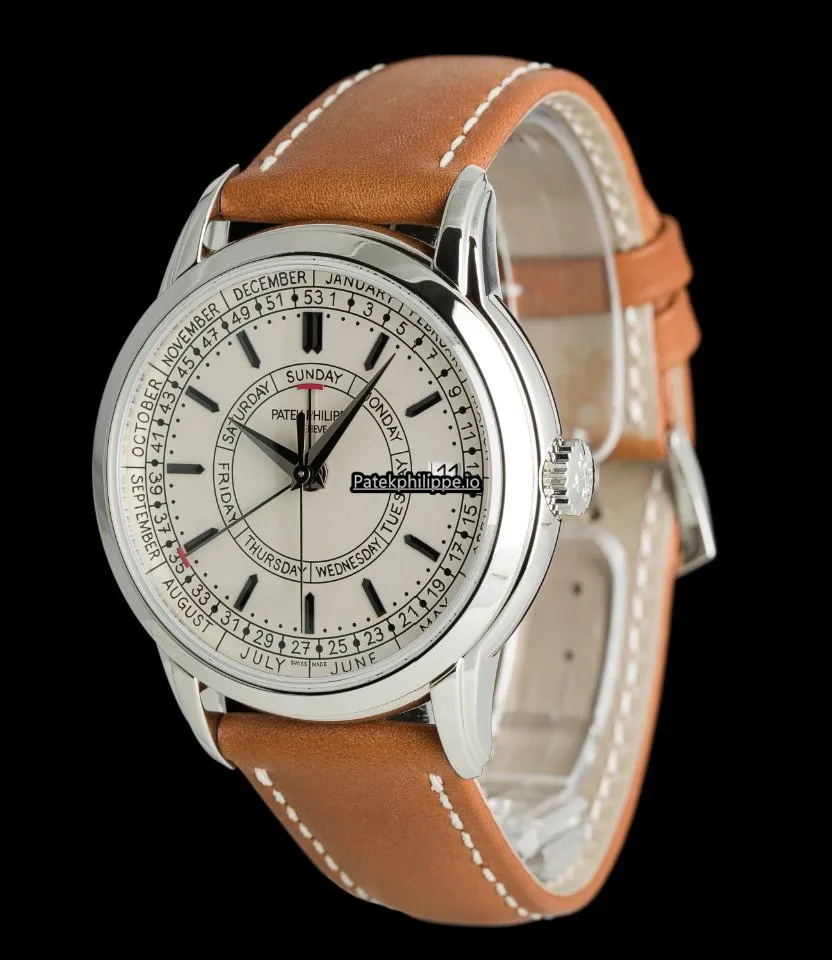 Alternative view of Patek Philippe Calatrava 5212a-001 40MM Steel Case Automatic
