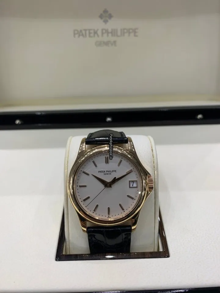 Alternative view of Patek Philippe Calatrava 5127r-001 37MM Rose Gold Case Automatic