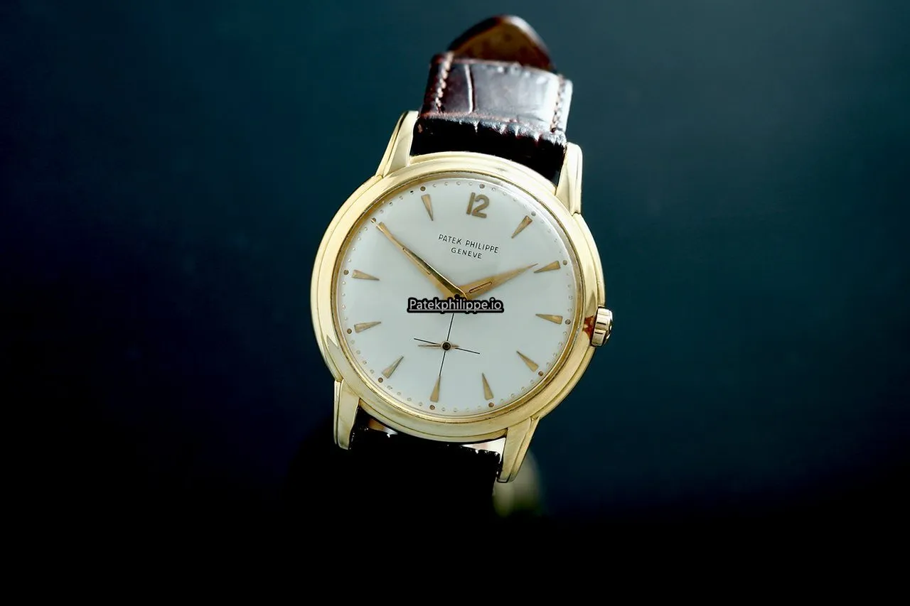 Alternative view of Patek Philippe Calatrava 2551 36x42MM Yellow Gold Case Automatic