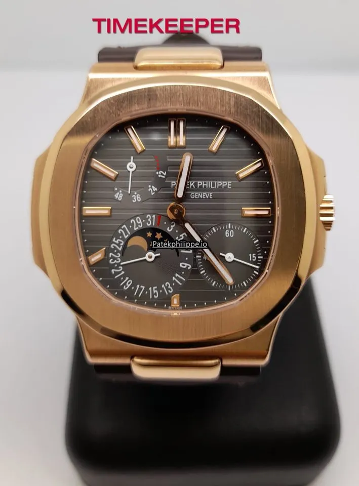 Patek Philippe Nautilus 5712r-001 40x38MM Rose Gold Case Automatic