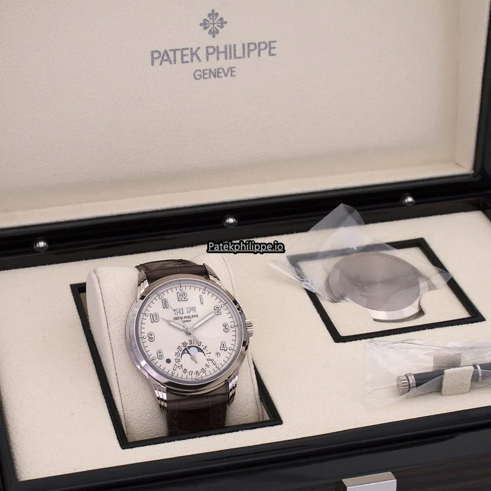 Patek Philippe Perpetual Calendar 5320g-001 40MM White Gold Case Automatic