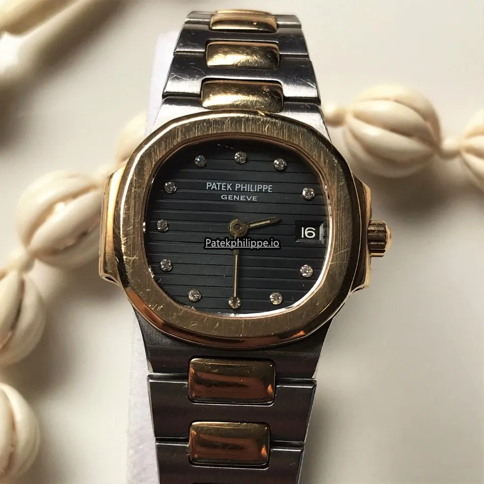 Patek Philippe Nautilus 4700 27x29MM Steel Case Quartz