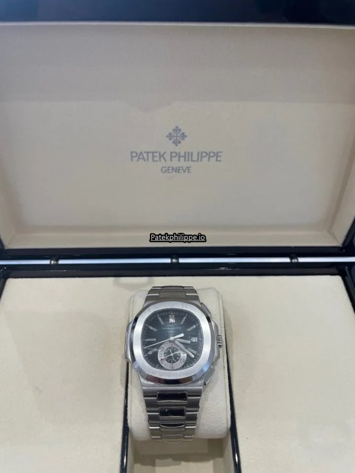 Patek Philippe Nautilus 5980/1a-001 40.5x44MM Steel Case Automatic
