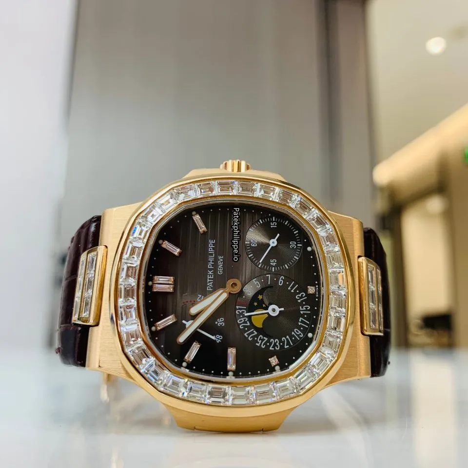 Patek Philippe Complications 5054j-001 40MM Yellow Gold Case Automatic