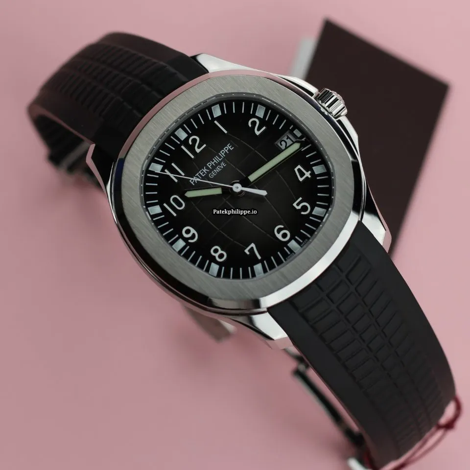 Patek Philippe Aquanaut 5167a-001 40MM Steel Case Automatic