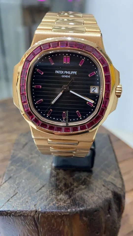 Patek Philippe Nautilus 5723/112r-001 Rose Gold Case Automatic