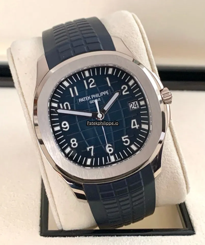 Patek Philippe Aquanaut 5168g-001 42.2MM White Gold Case Automatic