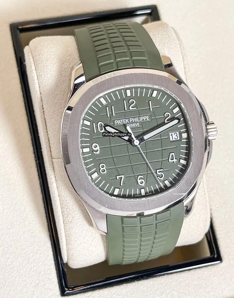 Patek Philippe Aquanaut 5168g-010 42.2MM White Gold Case Automatic