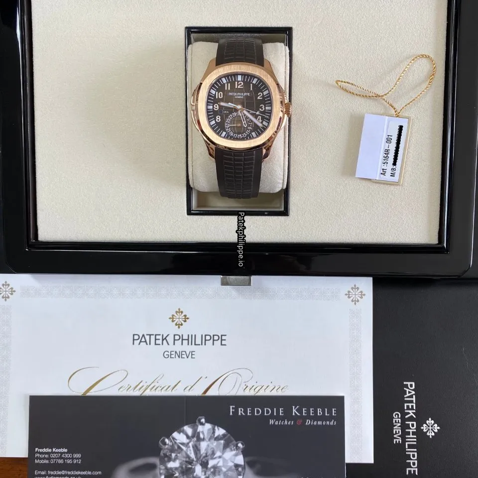 Alternative view of Patek Philippe Aquanaut 5164r-001 40.8MM Rose Gold Case Automatic