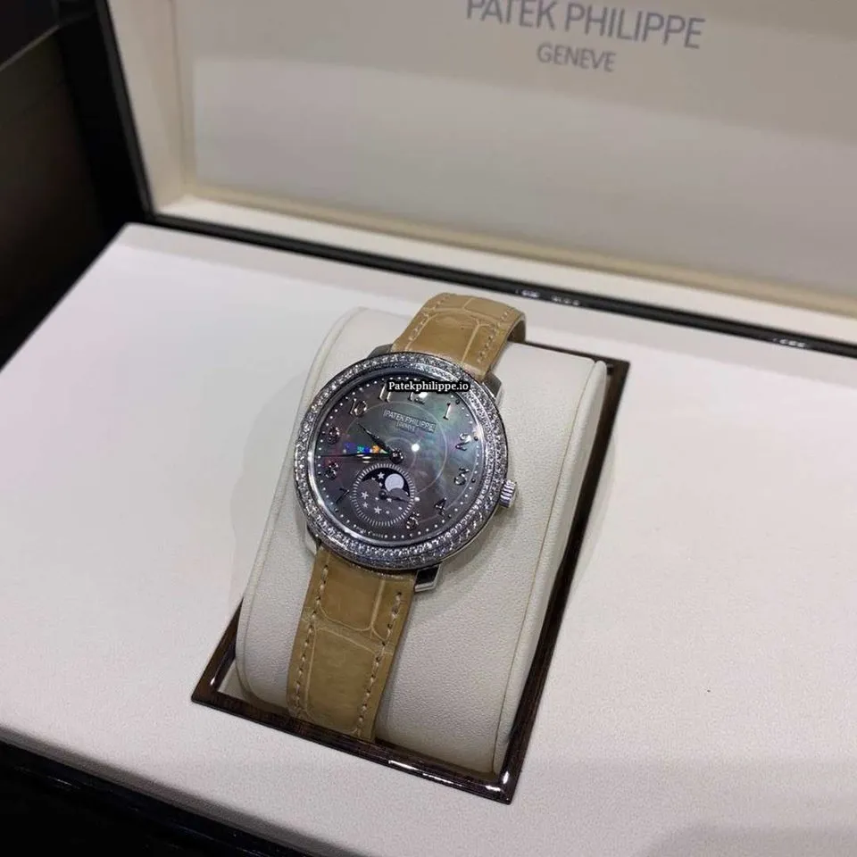 Patek Philippe Complications 4968g-001 33.3MM White Gold Case Manual Winding