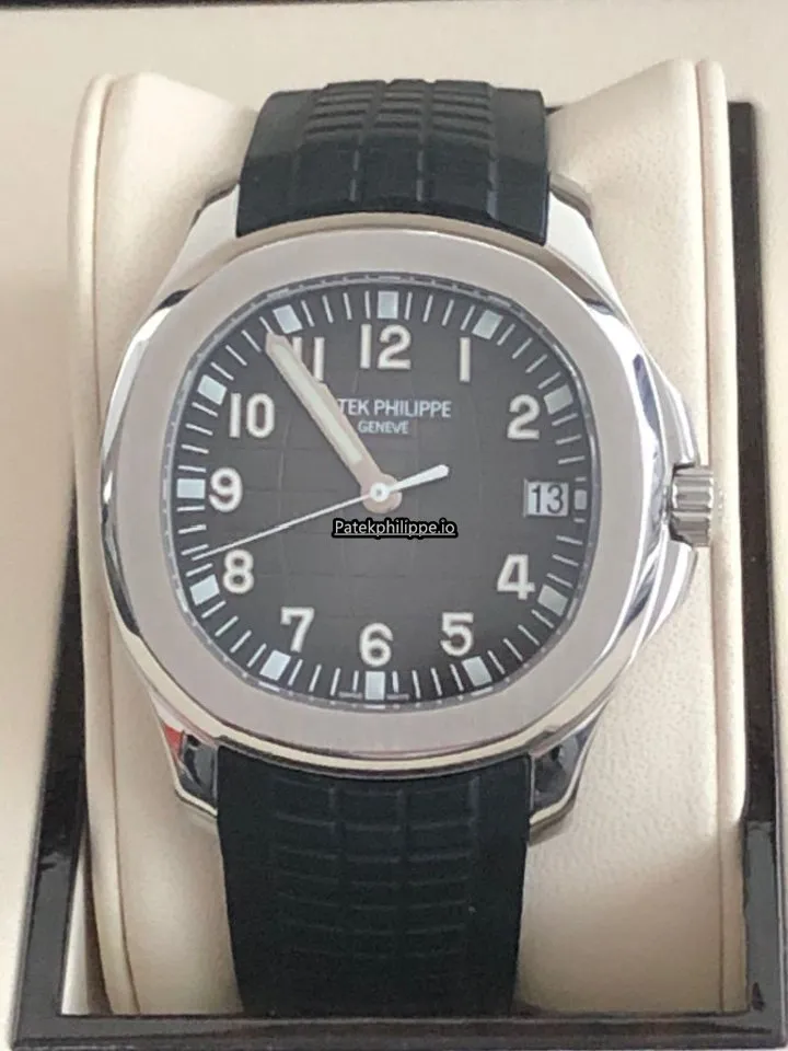 Patek Philippe Aquanaut 5167a-001 40MM Steel Case Automatic