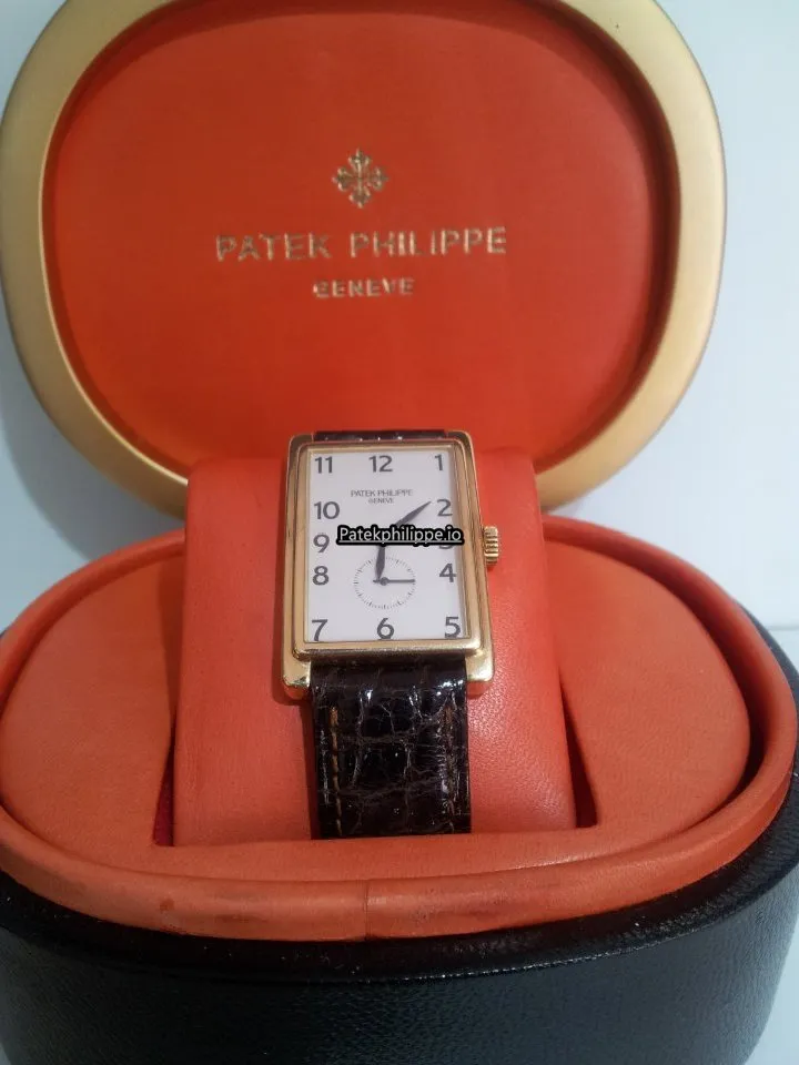 Alternative view of Patek Philippe Gondolo 5009 39x26MM Yellow Gold Case Manual Winding
