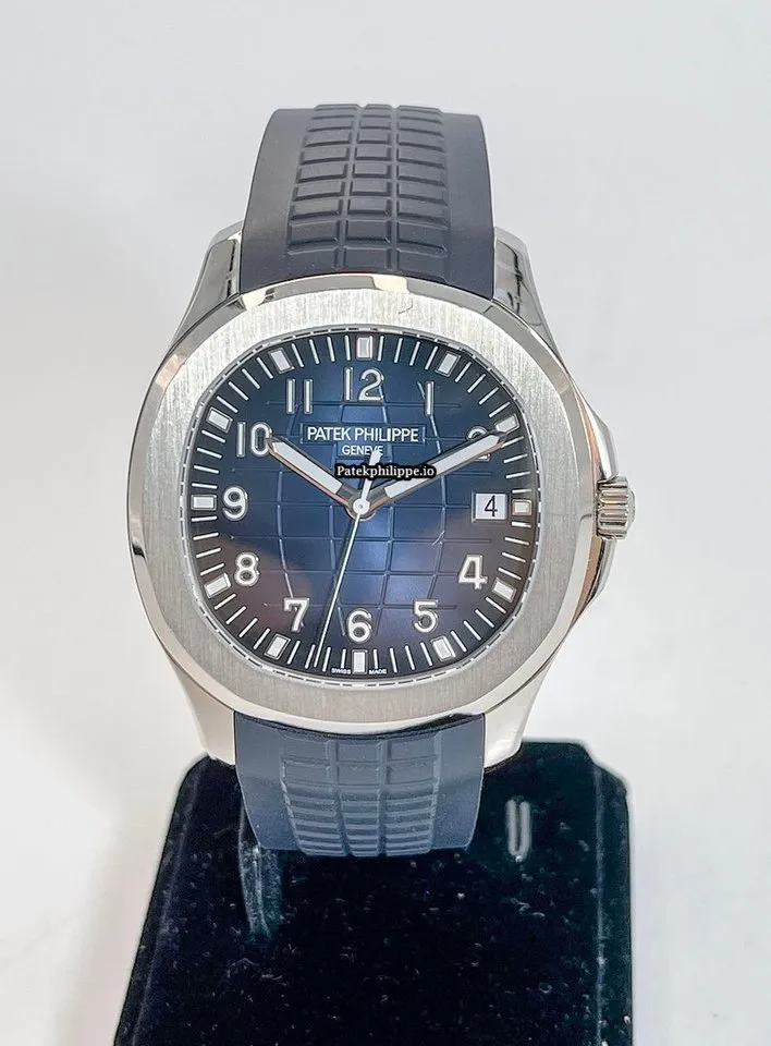 Patek Philippe Aquanaut 5168g-001 42.2MM White Gold Case Automatic